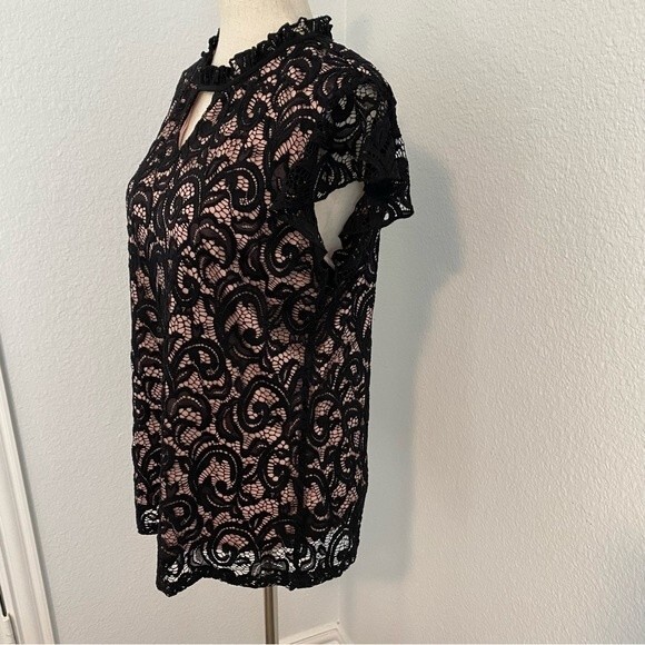 Perseption Lace Black Pink Short Sleeve Sexy Dressy V Neck Cut Out Top Size M - Picture 4 of 8